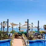 Sol Y Mar *